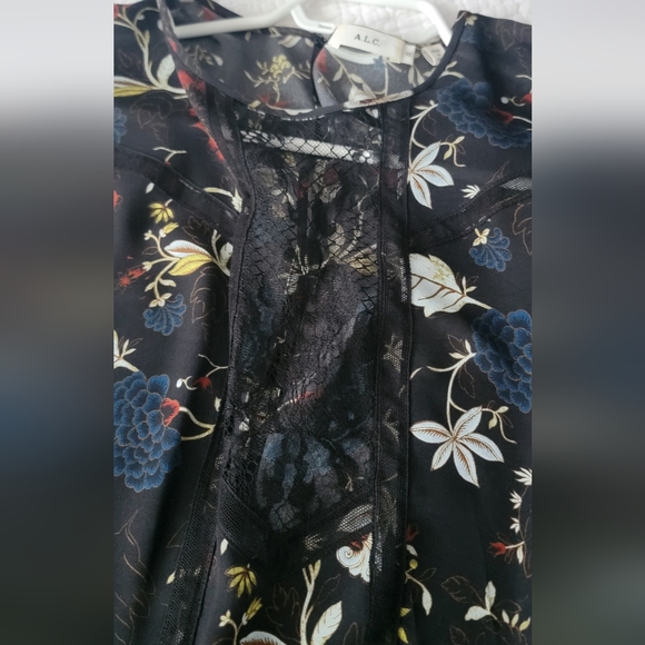 A.L.C. Silk Top with Lace Inlay Size 10 - Picture 4 of 7